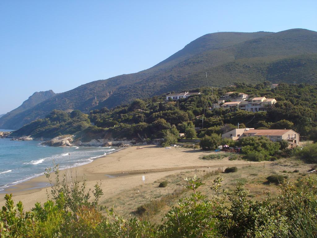 Residence Arinella Farinole Екстериор снимка