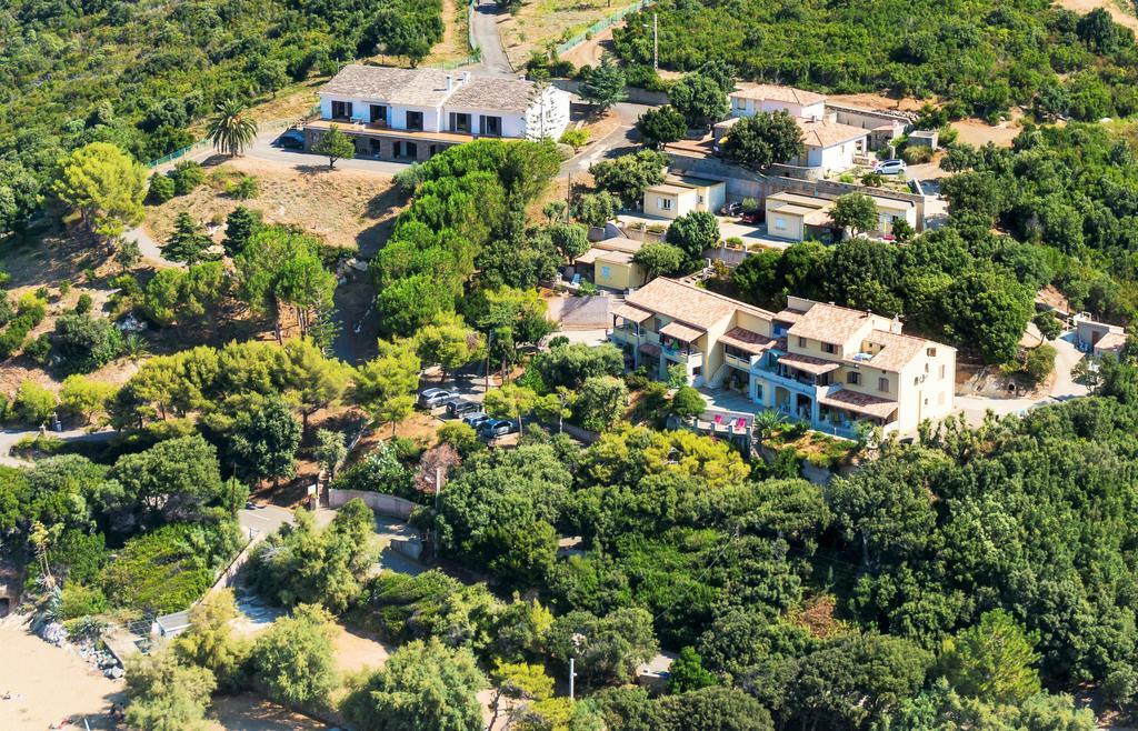 Residence Arinella Farinole Екстериор снимка