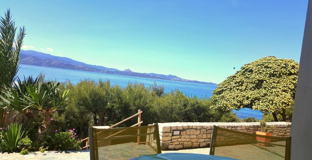 Residence Arinella Farinole Екстериор снимка