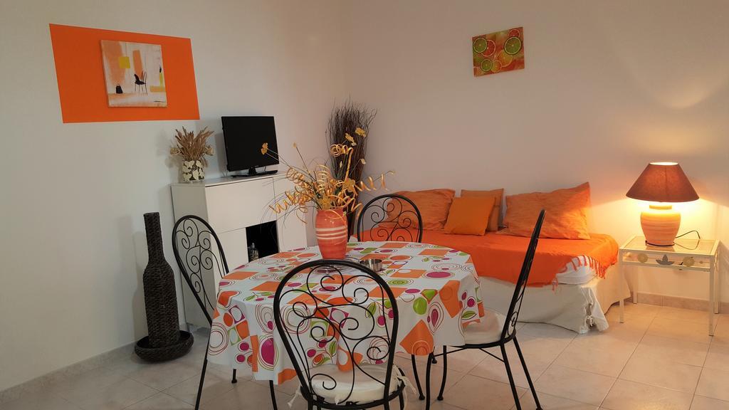 Residence Arinella Farinole Екстериор снимка