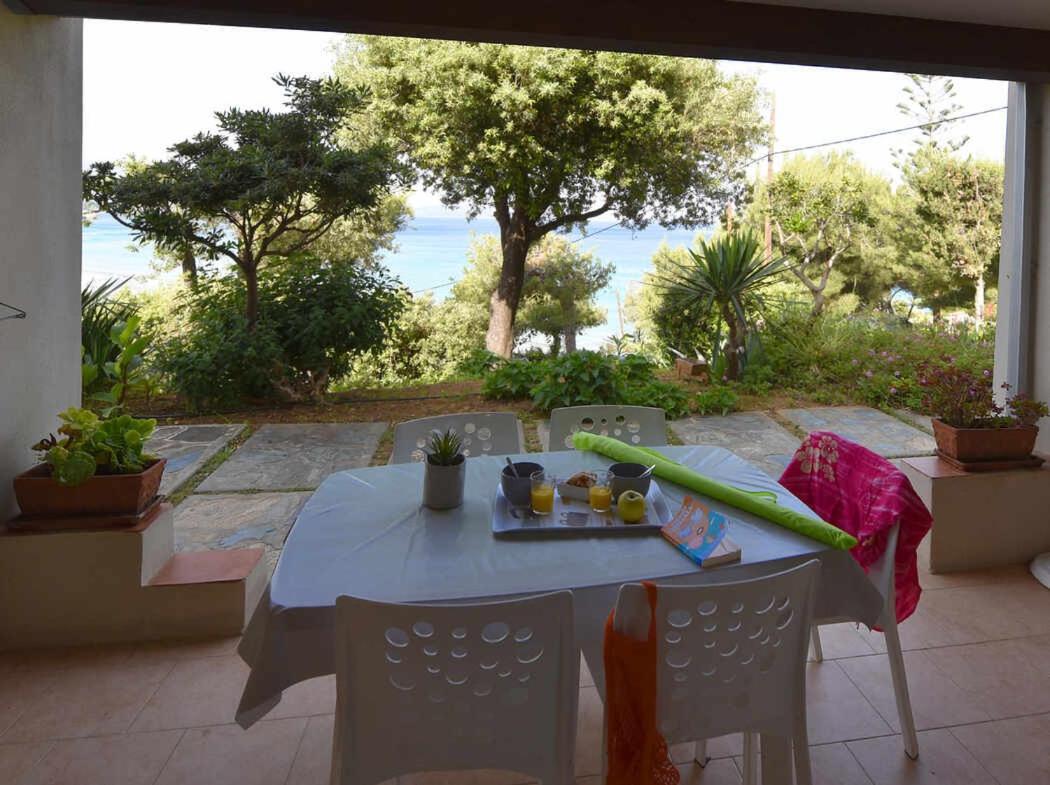 Residence Arinella Farinole Екстериор снимка